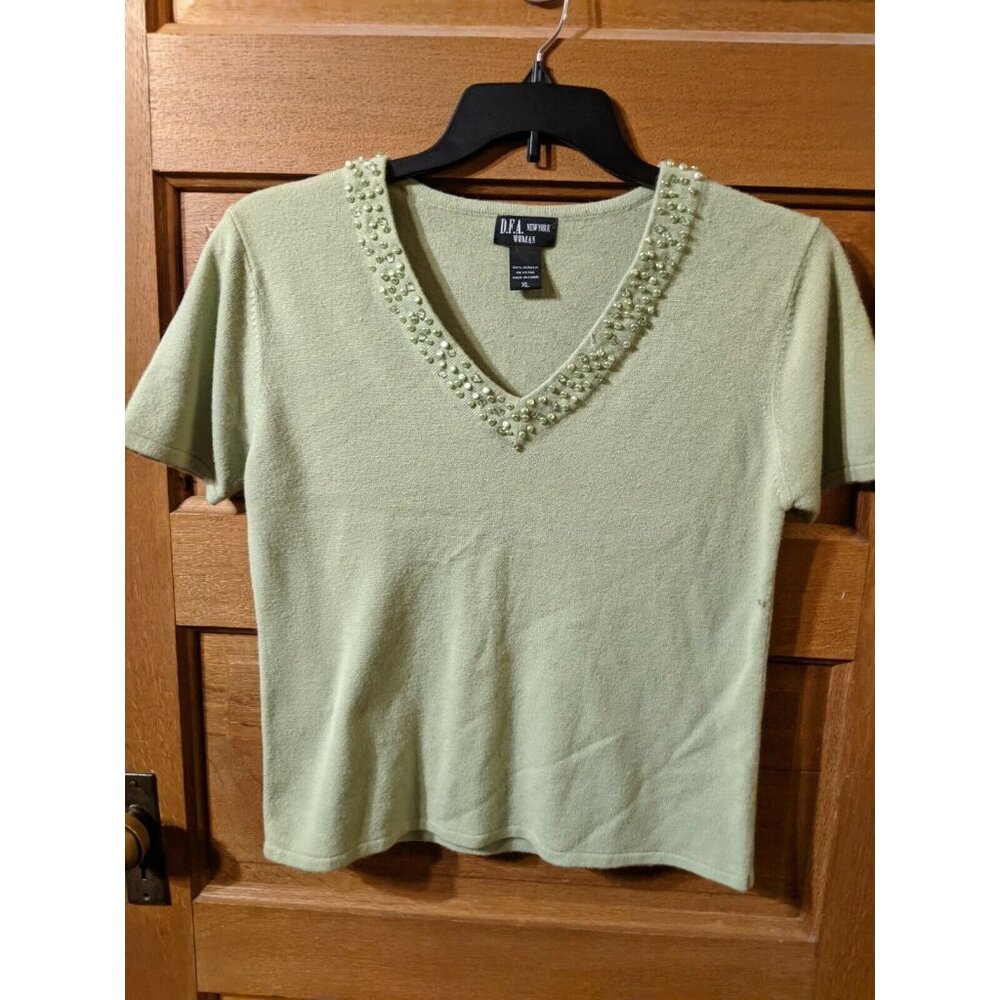 DFA New York Top Size XL Sweater Lime Green Beaded Accents Short Sleeve